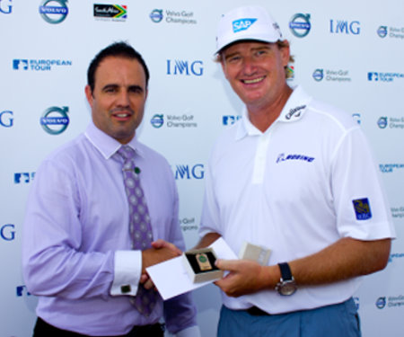 Four-time Major winner Ernie Els receives his PGA of SA Honorary Member players badge from PGA of SA chief executive Ivano Ficalbi. The presentation was made during the final round of the Volvo Golf Champions at Durban Country Club on Sunday, 13 January; (photo credit Chris Sayer)