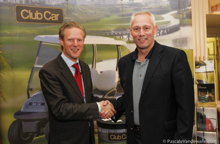 EGCOA Director Lodewijk Klootwijk (left) with Club Car’s Kevin Hart, Sales Director Golf – EMEIA (photo Pascale Vandewalle)