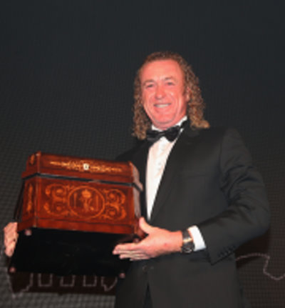 Jiménez was presented with a unique tantalus decanter containing a 600 year old whisky at the Players’ Awards dinner on Tuesday night