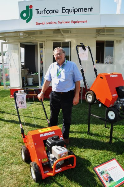 DJ Turfcare's David Jenkins and the Plugger PL410 on the stand at IOG SALTEX