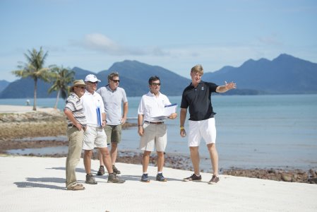 Ernie Els putting his final touches to The Els Club Teluk Datai
