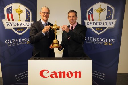 (L-R) Rokus van Iperen, President & CEO, Canon Europe, Middle East and Africa, and Keith Waters, Chief Operating Officer, The European Tour, announce Canon as Official Supplier of Imaging Solutions to The 2014 Ryder Cup.