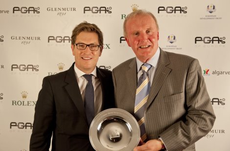 2013 PGAs of Europe Special Recognition Award recipient, Doug Poole (right), alongside PGAs of Europe Chief Executive, Ian Randell (left), Image courtesy of Johan Hampf