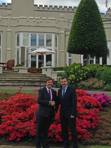 Andre Friedrich (right) is welcomed to Wentworth Club by Chief Executive, Julian Small.