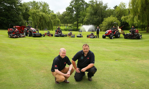 Euan MacKenzie, course manager at Chigwell Golf Club, on the right with Lely’s Richard Freeman.