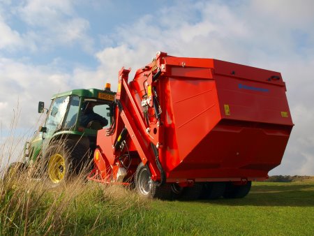 Luffness New Golf Club’s Super 600 has around 30 hectares of rough to manage so chose the capacious Wiedenmann Super 600 with its 4500 litre tank.