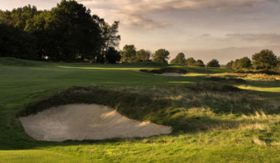 The 10th hole on the Old Course at Walton Heath (image © cbkfoto.wix.com/photography)