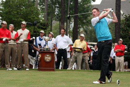 ames Whatley teeing off in the 2007 PGA Cup (Getty Images Dave Cannon)