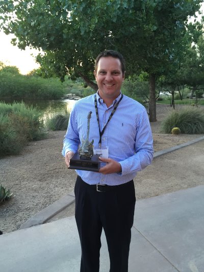 Scott McCaw Director of Club Operations with Saadiyat Beach Golf Club's Rockstar Award