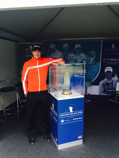 Newcastle’s Simon Thornton with the Northern Ireland Open trophy, in association with SPHERE GLOBAL and Ulster Bank, during the 2015 Irish Open at Royal County Down