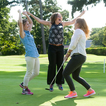 These girls golf! Conference delegates on the putting green (image © Leaderboard Photography)