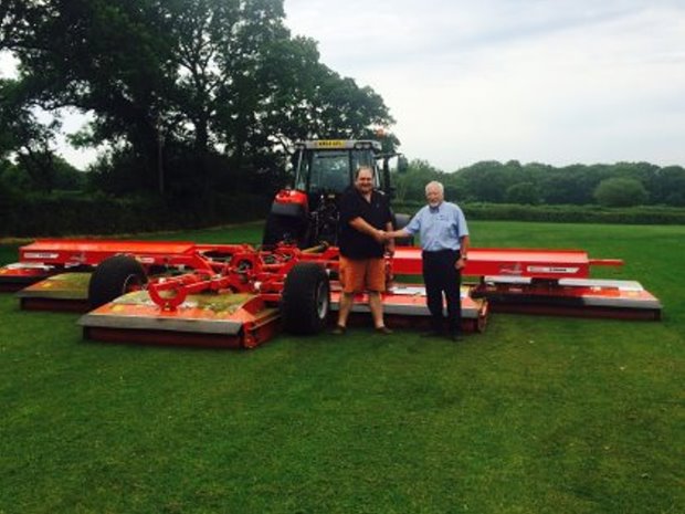 Managing Director of Edenvale Turf, Steve Light (left), takes delivery of a new Trimax X-Wam from Ian Pogson of Campey Turfcare.