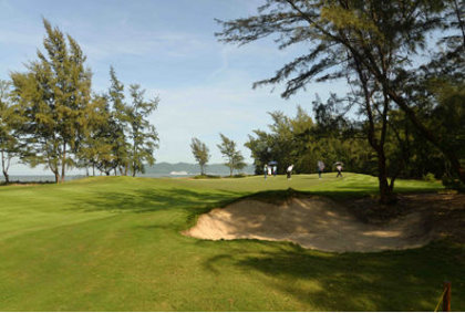 9th hole at the Sir Nick Faldo-designed Laguna Lang