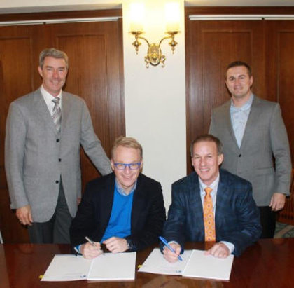 (from left) Andy Brown, The Toro Company; Keith Pelley, European Tour; Darren Redetzke and Greg Janey, The Toro Company