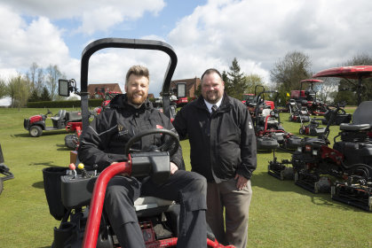 Adam Moss, The Henley’s course manager, seated, with Lely’s Jon Lewis