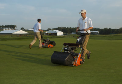Oakmont Country Club’s maintenance staff will swell to between 125-150 during the U.S. Open as volunteers come from all over the country