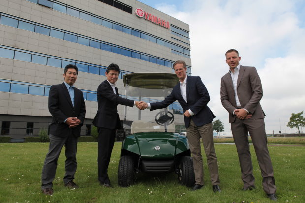(from left) Kentaro Makino (Area Product Coordinator Golfcars and Power Products); Kazuhiro Kuwata (President of Yamaha Motor Europe N.V.); Lodewijk Klootwijk (CEO of the EGCOA) and Bart Lanser (Area Product Coordinator Golfcars and Power Products)