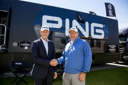 John Clark, managing director of PING Europe (right) shows his support to EDGA president Tony Bennett