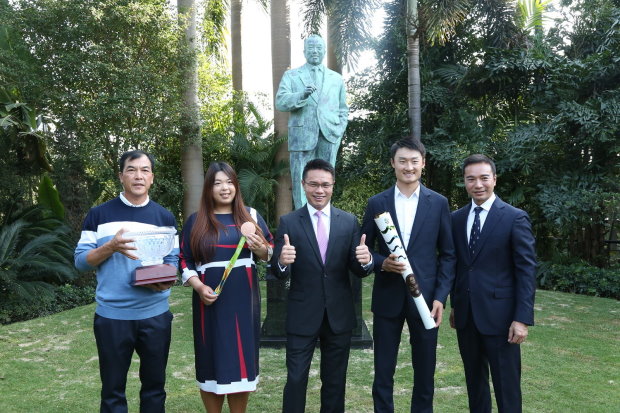China's first golf museum is unveiled at Mission Hills Golf Club in Shenzhen by Dr Ken Chu, CEO and Chairman of Mission Hills Group, Tenniel Chu, Vice-chairman of Mission Hills Group and Chinese golfers Feng Shanshan, Li Haotong and Zhang Lianwei. The group are pictured with the World Cup Trophy, which Mission Hills hosted in 1995, and a statue of the late Dr David Chu, founder of Mission Hills Group